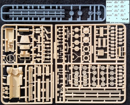 Sd.Kfz 10 Zugkraftwagen 1t (Demag D7), 1:72, 012/SA72021