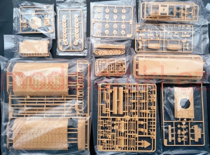 Schwere Plattformwagen Type SSyms 80 & Pz.Kpfw.VI Ausf.E Sd.Kfz.181 Tiger I (Mid Production), 1:72, 008/82934