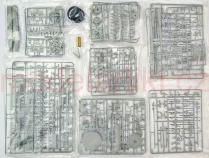 German 17cm Kanone 18 Heavy Gun, 1:35, 005/02313