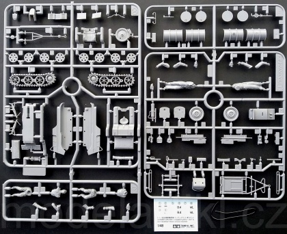 Aircraft Power Supply Unit + Kettenkraftrad, 1:48, 001/32533