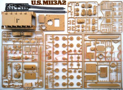 U.S. M113A2 Armored Personnel Carrier Desert Version, 1:35, 001/35265